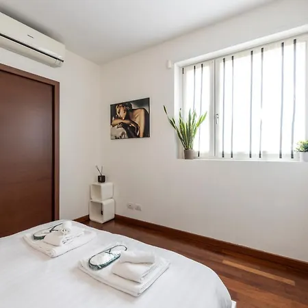 Celio, 11 - Con Terrazzo * Mediolan