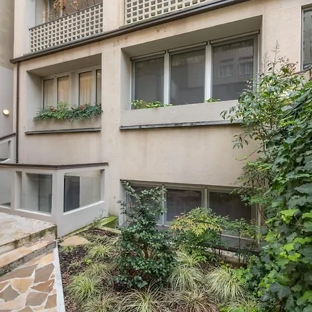 We - Broletto Boutique *