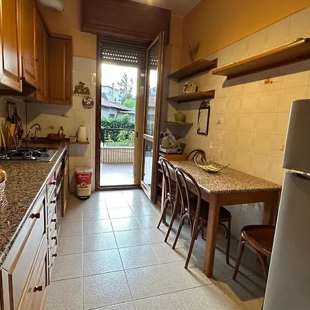 아파트 Dehomes - Two Bedrooms, Terrace, Wi-fi, Tram To Centre & Rho Fiera *
