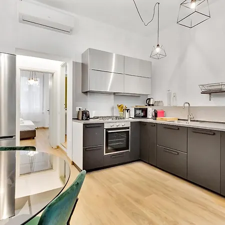 Monza 10 - Affitti Brevi Italia Милан