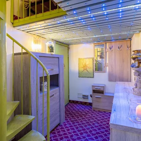 Stazione Centrale-loreto Vintage House With Terrace Wifi Sky-netlix מילאנו
