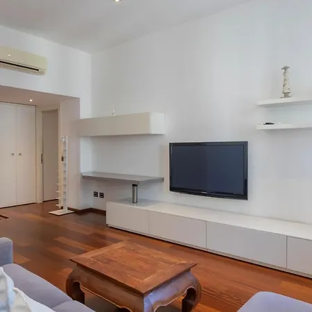 Elegante Trilocale Vicino A Piazzale Loreto Apartmán Milán