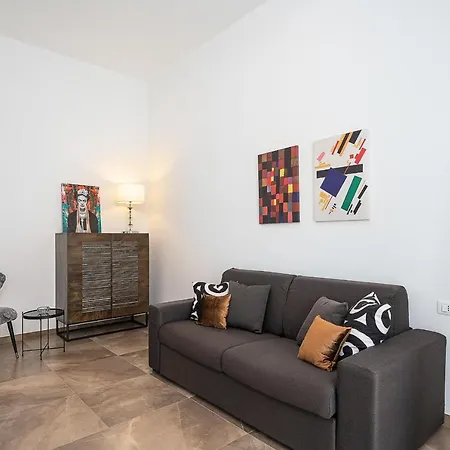 Modern In Navigli-near Darsena & Bocconi