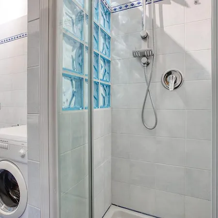 Hostmate - - Via De Vincenti - San Siro ميلان