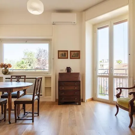 Elegante Bilocale San Calocero * Milánó