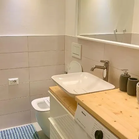 Ps Is Just Above The Subway M3 - 9mins To Duomo *