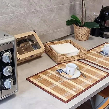 Shepherd's House * Milán