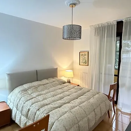 1702, Con La Matrimoniale Con Il Bagno Privato E Un Comune *
