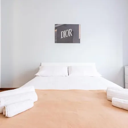 شقة Elegant 100sqm ميلان