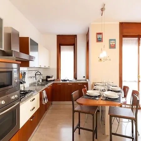 شقة Elegant 100sqm ميلان