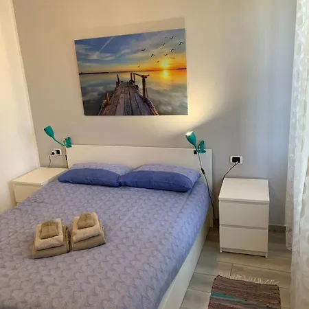 Tranquillo Bilocale Nel Quartiere Baggio * מילאנו