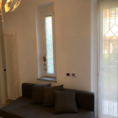 דירה Tranquillo Bilocale Nel Quartiere Baggio *