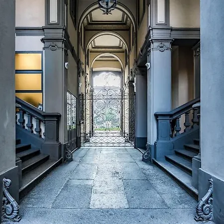 Ad Un Passo Dal Duomo Elegante Wifi Apartament
