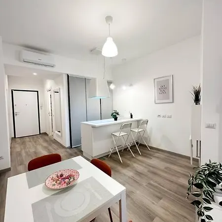7 Min Duomo La Boutique Mediolan