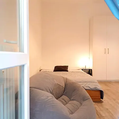 A Casa Di Rosa In Citta Studi Milano