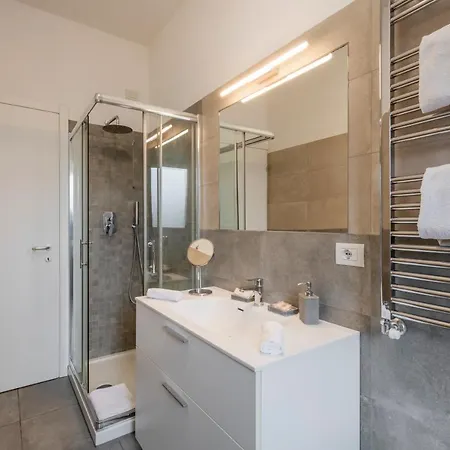 Washington, 83 - Luminoso E דירה מילאנו