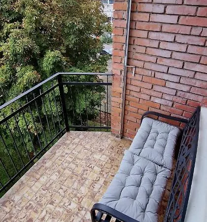 Shepherd's House * Milán