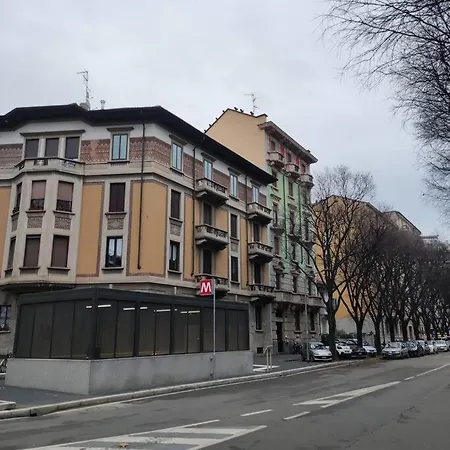 Monolocale Intimo Con Terrazzino