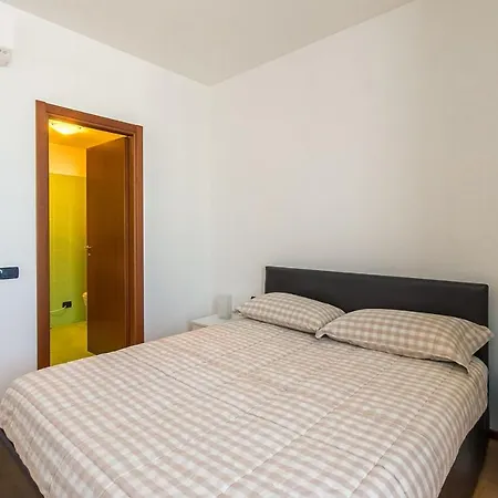 Apartamento Enrico Caviglia With Parking Place Milão