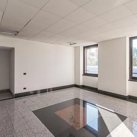 Enrico Caviglia With Parking Place Apartamento Milão