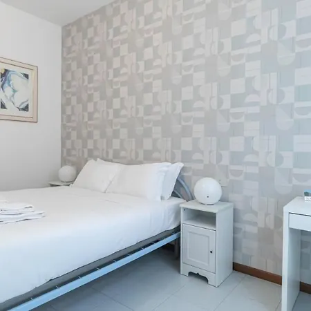 Italianway Easy - Cesare Da Sesto 20 B Daire *