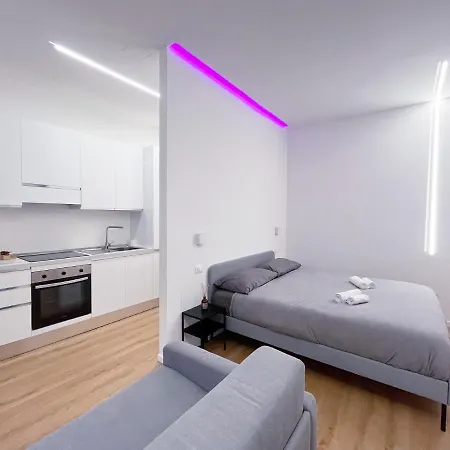 Duomo 15 Minuti - Led House