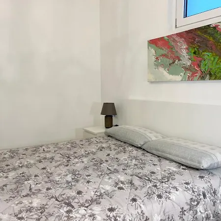 The White House, Modern In Center 아파트