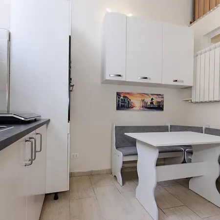 Lägenhet Cadorna Milano