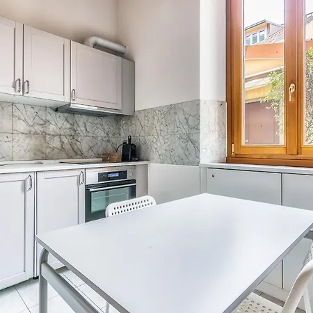 Nuovo Elegante Trilocale Tra Duomo E Darsena Milano