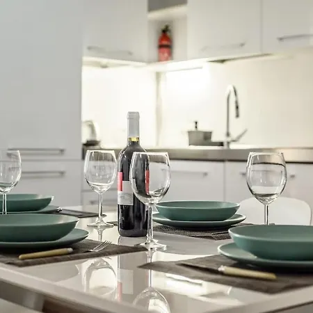 Apartment Buenos Aires' Nest - 10 Minutes From Duomo With Terrace