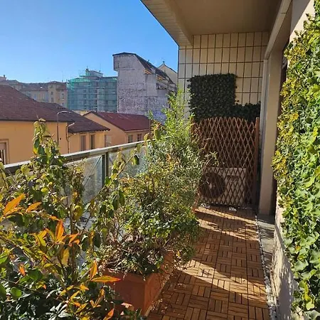 Ideal For Families,pets,business Daire Milano
