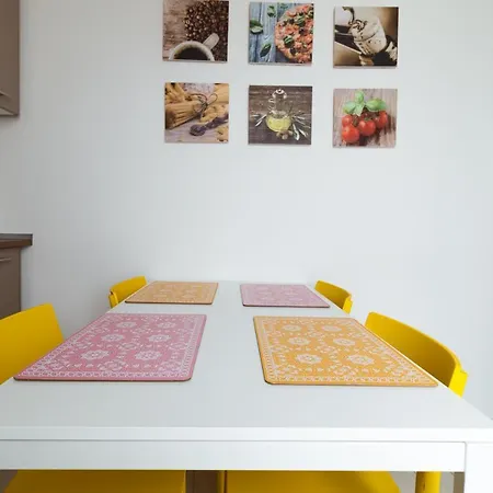 Centro - Moderno Con 2 Daire *