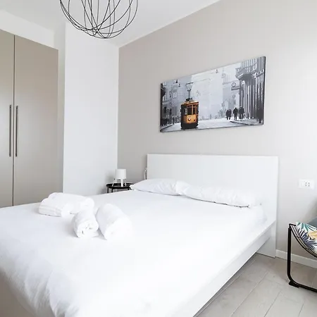 Centro - Moderno Con 2 Apartment Milan