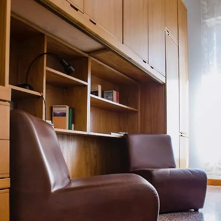 Cozy One Bedroom Close To Navigli And Tortona Apartment