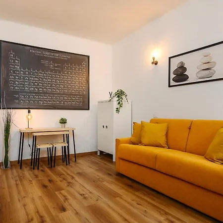 Tito Livio 35 - Monolocale Cool *