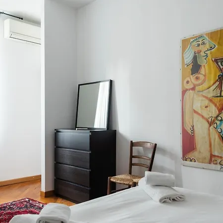 Apartament Casa Leonardo Da Vinci - 10 Minuti Dal Duomo Mediolan