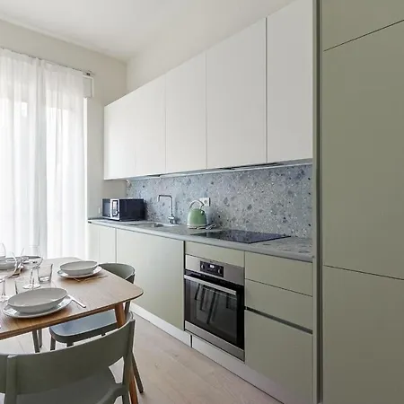 Uberto Visconti Di Modrone B Apartment *