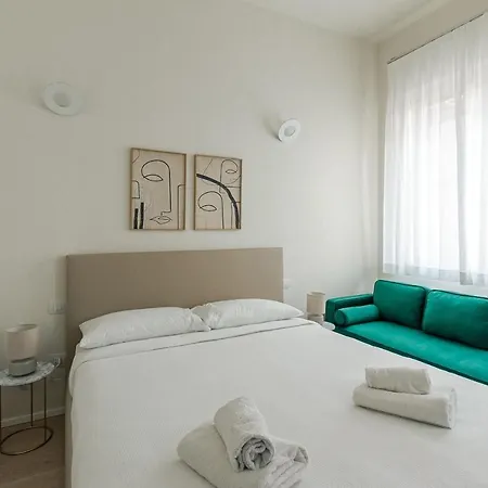 Uberto Visconti Di Modrone B Apartment Milan