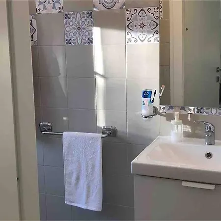 Design Moderno:monolocale Spazioso Vicino Metro M2 Apartment *