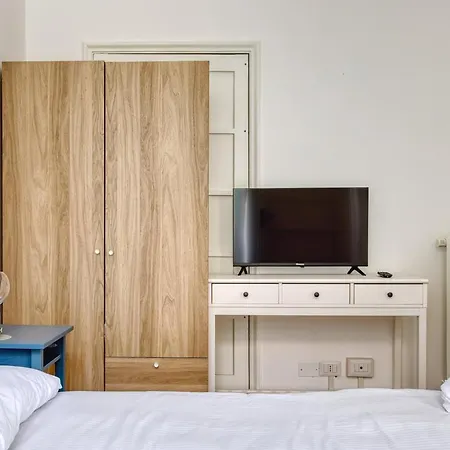 Joivy Mauri - Cosy Flats Near The Duomo Apartamento *