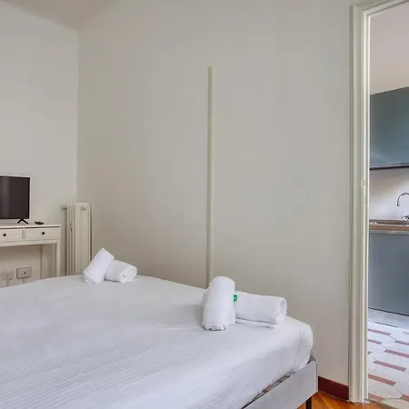 公寓 Joivy Mauri - Cosy Flats Near The Duomo *
