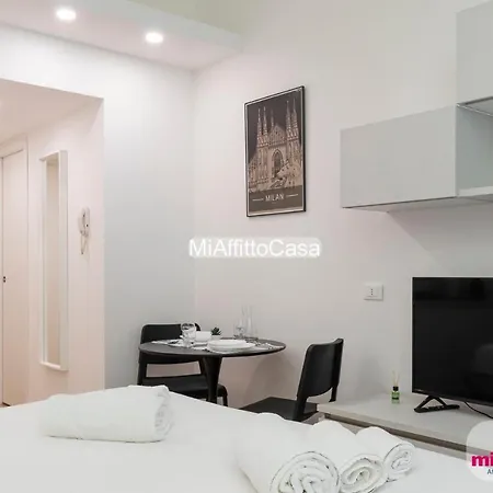 Black And Porta Venezia Apartman Milánó