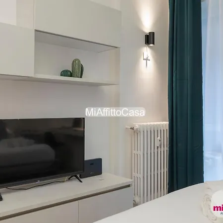 Apartment Black And Porta Venezia