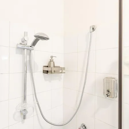 Luna Homes - In Farini Apartment