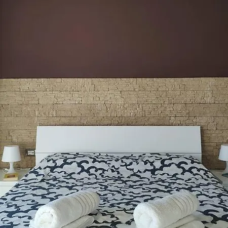 Appartement Bilocale Luminoso E Accogliente Zona Marche Milaan