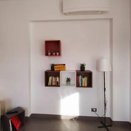 Bilocale Luminoso E Accogliente Zona Marche