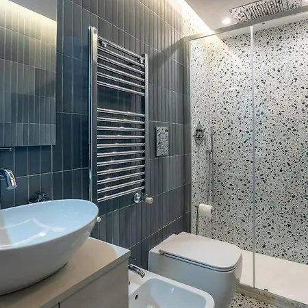 Marghera's Nest - Modern Design With Free Netflix And Wifi