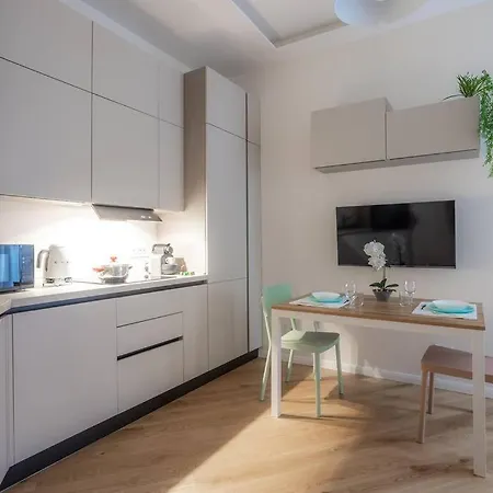 Appartement Marghera's Nest - Modern Design With Free Netflix And Wifi Milaan