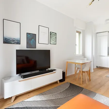 Apartman Guesthost - Cimiano M2 Balcony