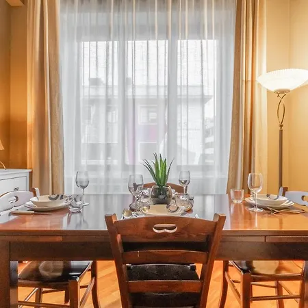 Ca36 - Luxurious Central - Romantic *